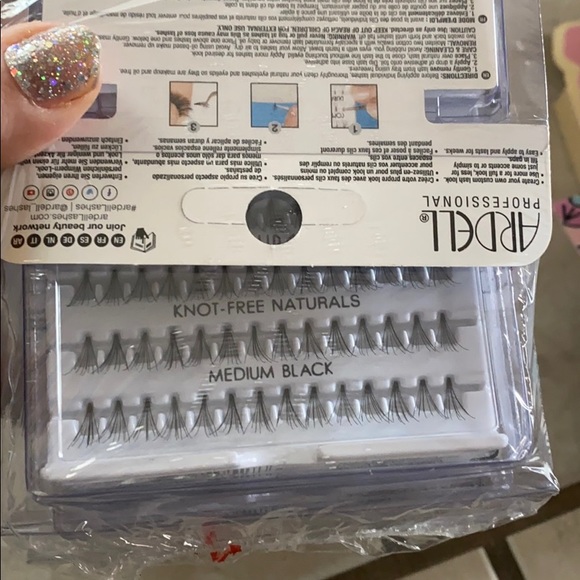 Lot of false eyelashes.. pack of Ardell singles - Picture 5 of 6